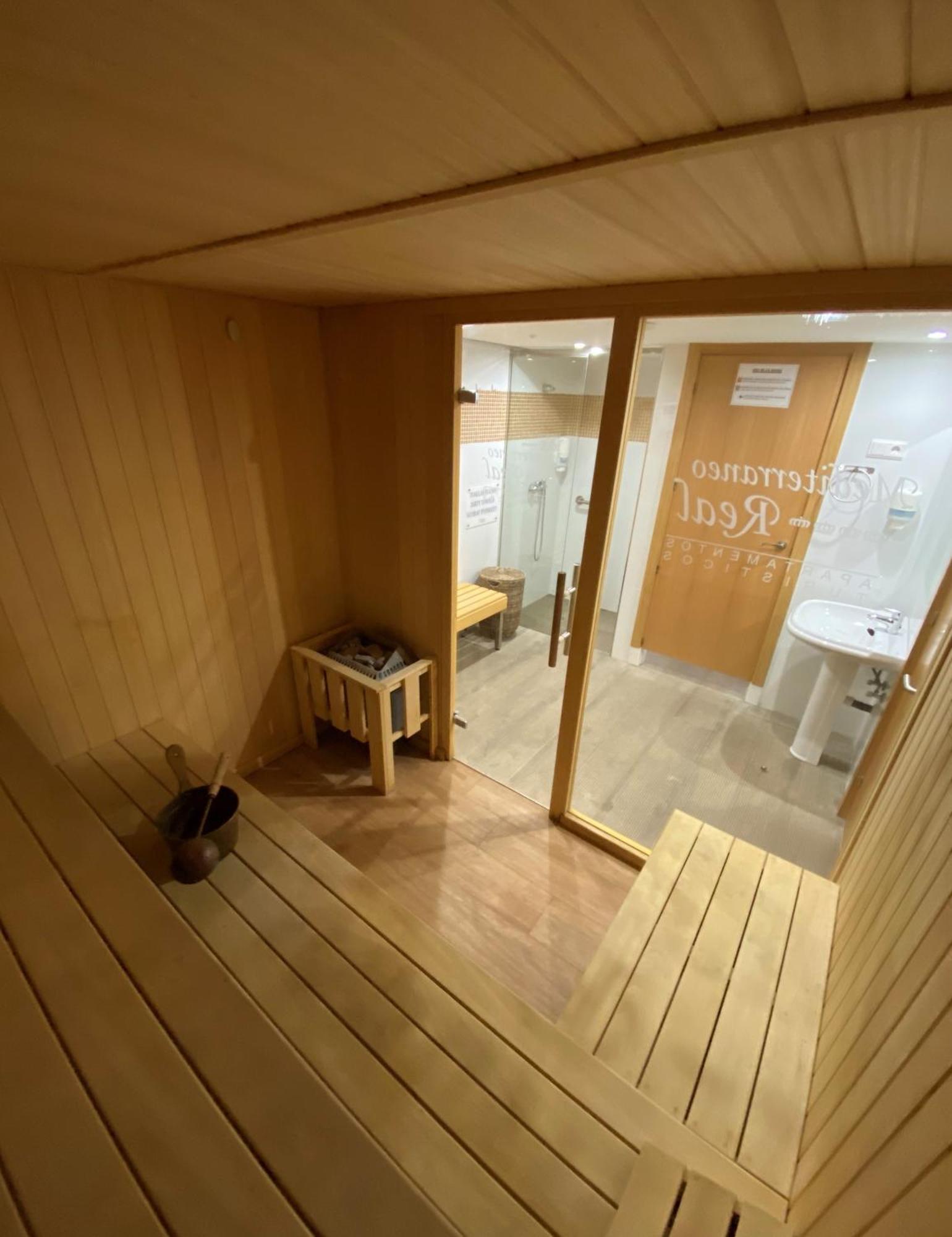Apartamentos Mediterraneo Real Fuengirola Ngoại thất bức ảnh