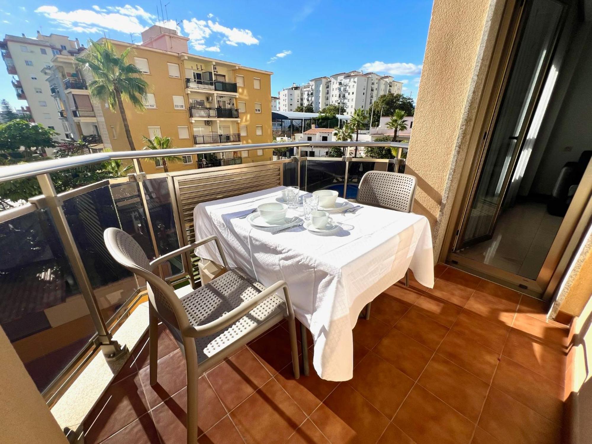 Apartamentos Mediterraneo Real Fuengirola Ngoại thất bức ảnh