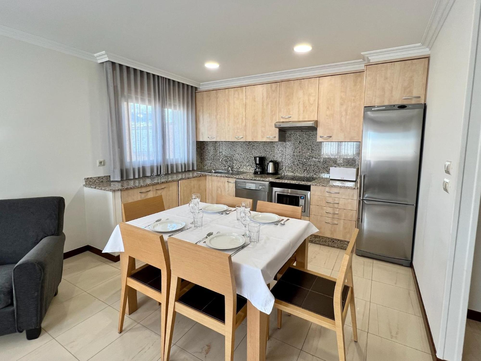 Apartamentos Mediterraneo Real Fuengirola Ngoại thất bức ảnh