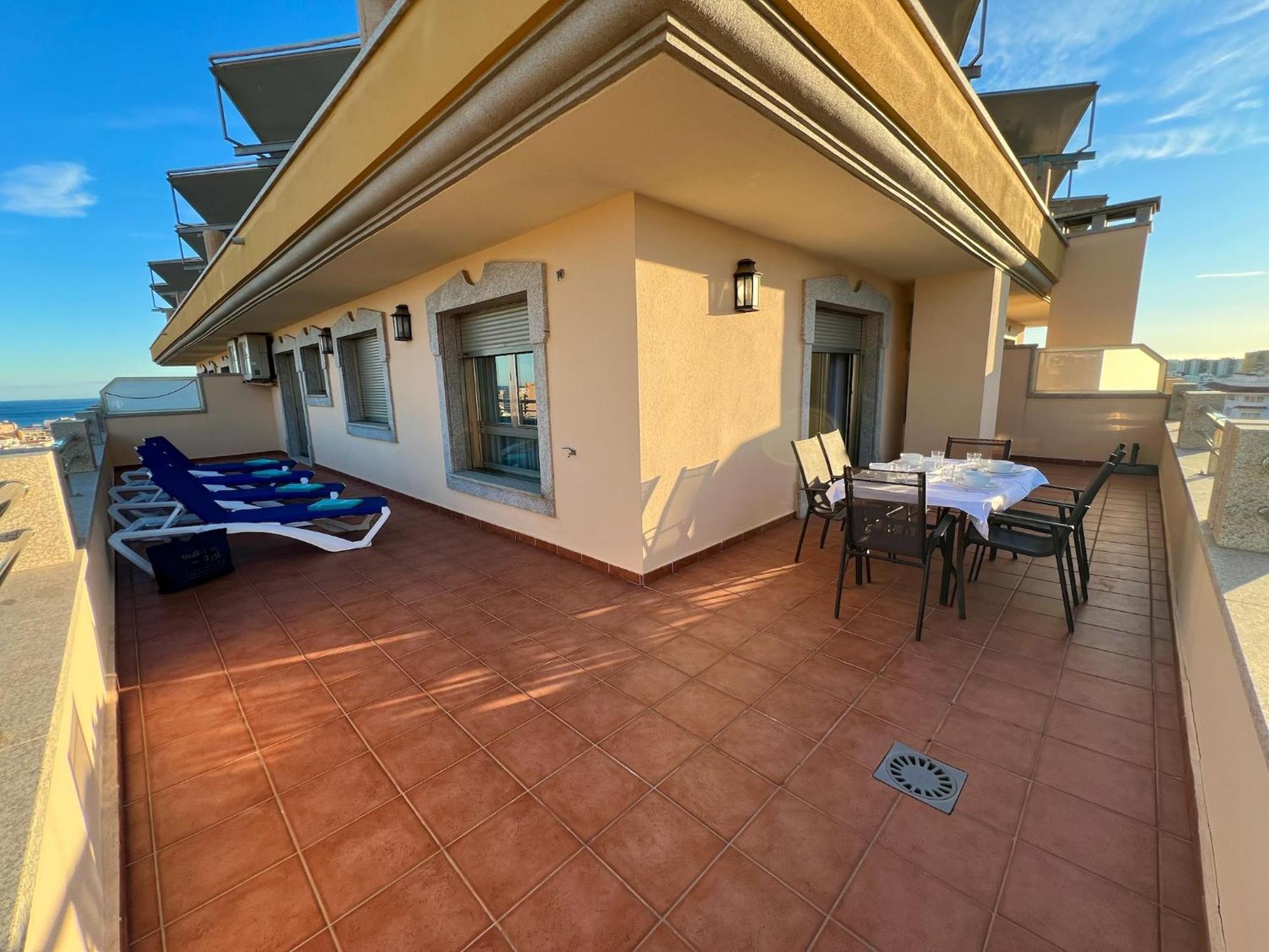 Apartamentos Mediterraneo Real Fuengirola Ngoại thất bức ảnh