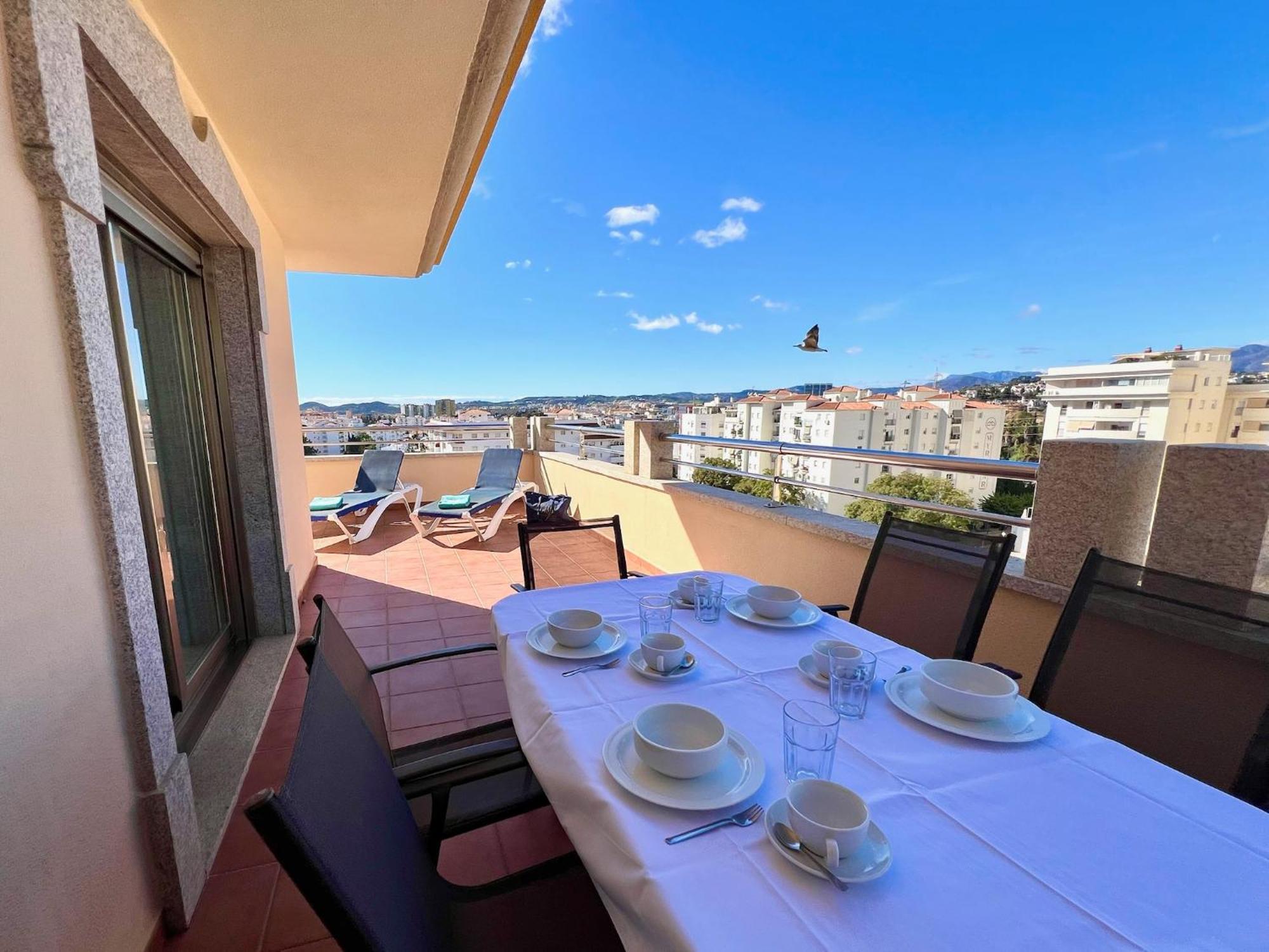 Apartamentos Mediterraneo Real Fuengirola Ngoại thất bức ảnh